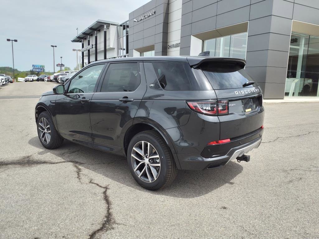 2025 Land Rover Discovery Sport S photo 3