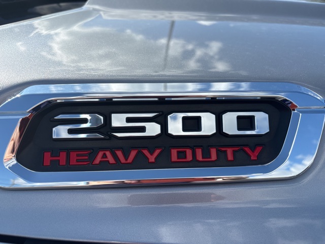 2022 Ram 2500 Laramie photo 18