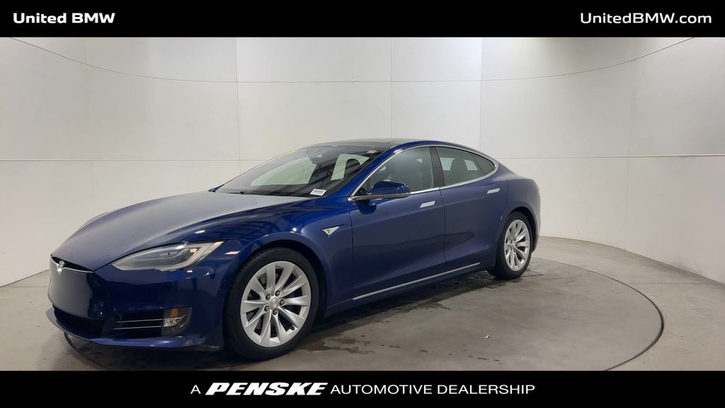 2016 Tesla Model S photo 4