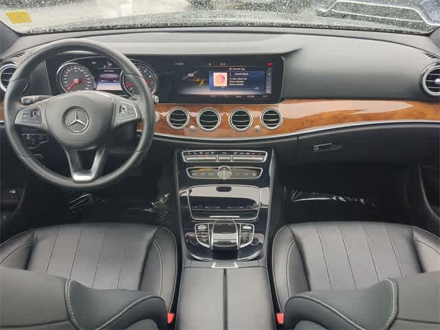 2017 Mercedes Benz E 300 4MATIC photo 7