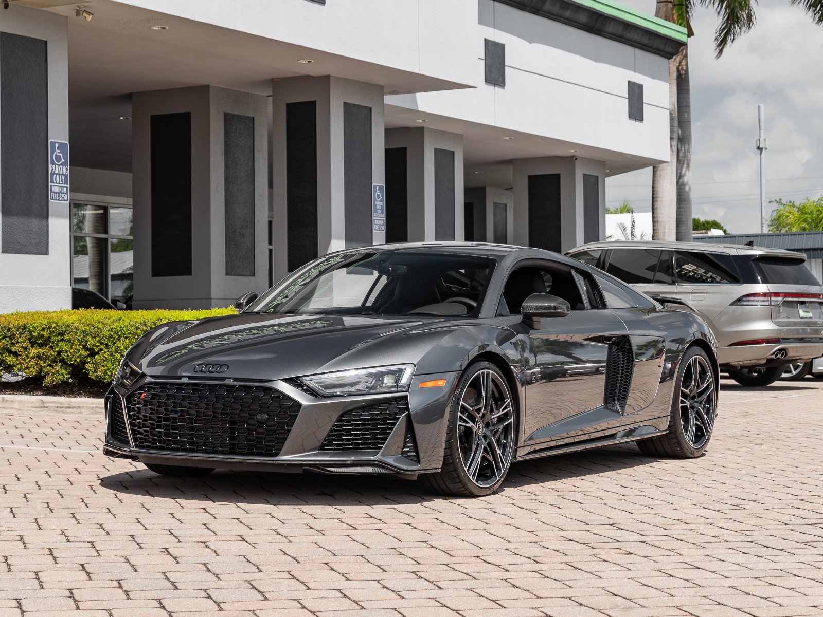 2023 Audi R8 V10 Performance photo 30