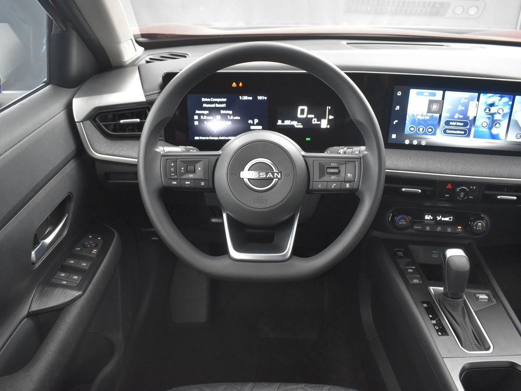 2026 Nissan Kicks SV photo 12