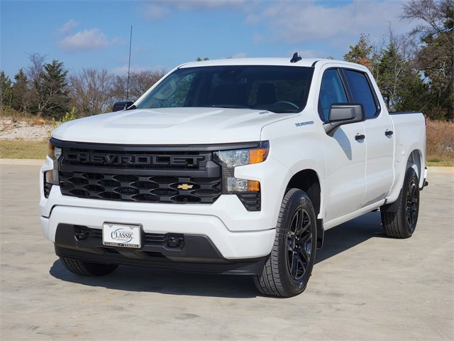 2026 Chevrolet Silverado 1500 Custom photo 2