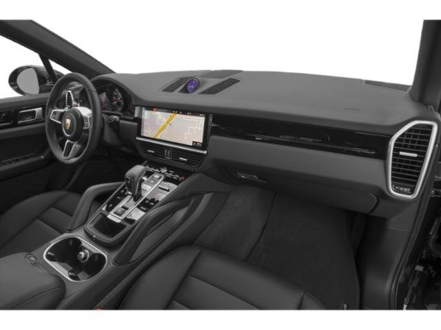 2022 Porsche Cayenne Turbo photo 12