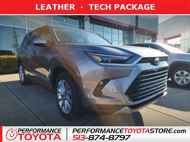 2026 Toyota Grand Highlander Platinum's photo