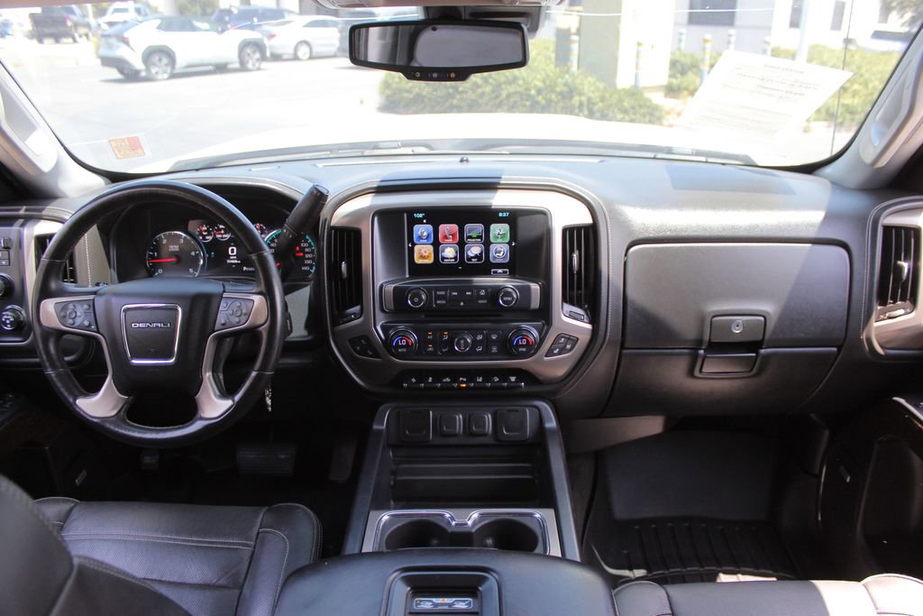 2017 Gmc Sierra 2500 HD Denali photo 15