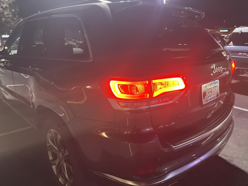 2019 Jeep Grand Cherokee Summit photo 4