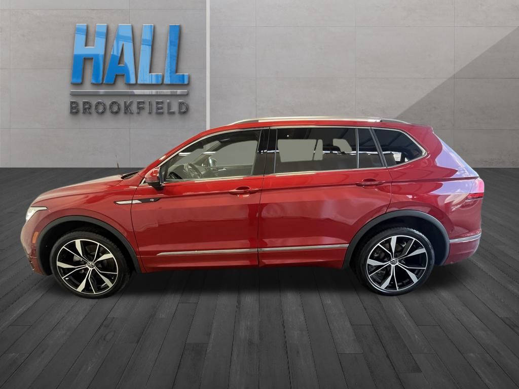 2024 Volkswagen Tiguan SEL R-Line Black photo 2