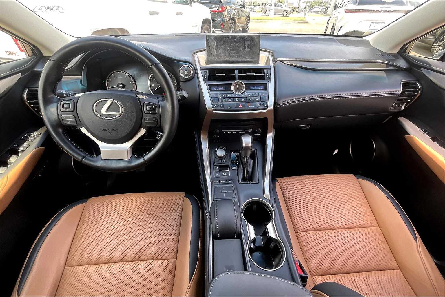 2017 Lexus NX 200t Luxury photo 13