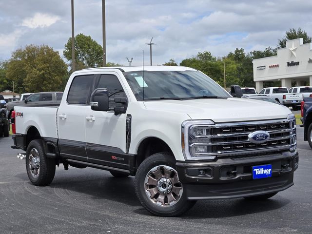 2025 Ford F-250 King Ranch photo 2