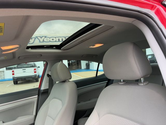 2020 Hyundai Elantra Value Edition photo 35
