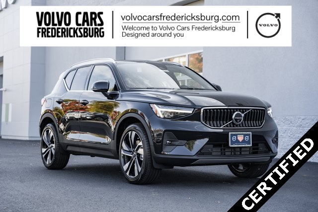2025 Volvo XC40