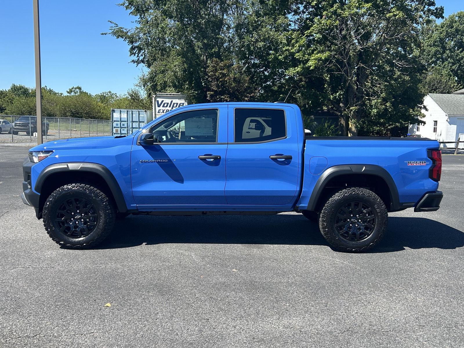 2026 Chevrolet Colorado Trail Boss photo 3