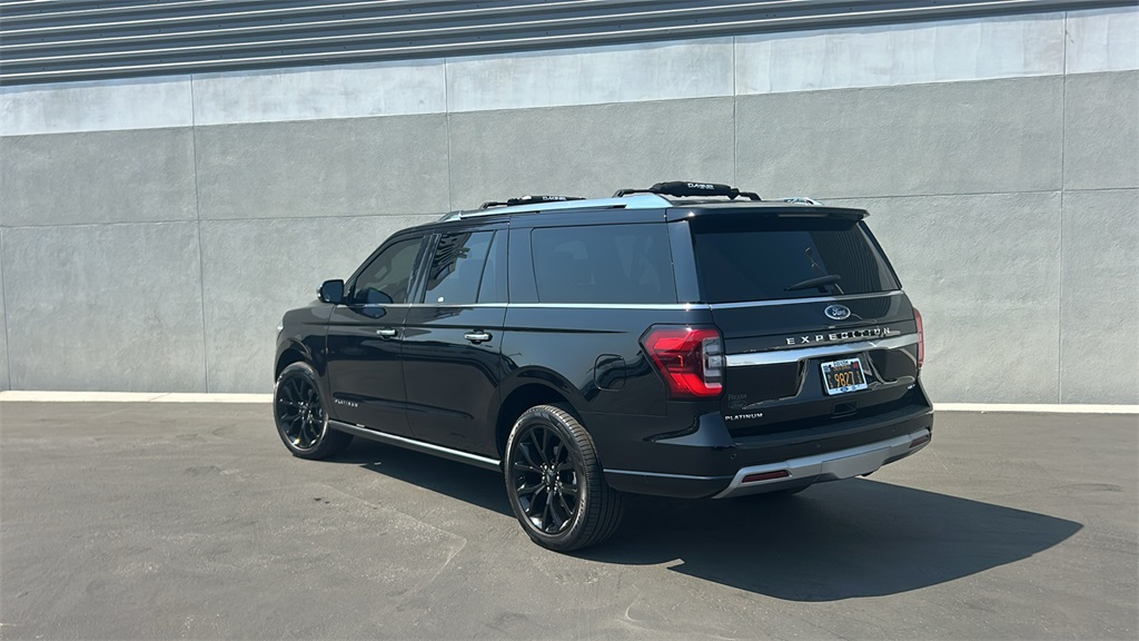 2023 Ford Expedition MAX Platinum photo 4