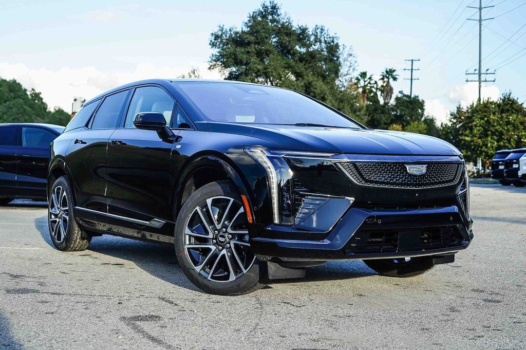 2026 Cadillac OPTIQ Sport's photo