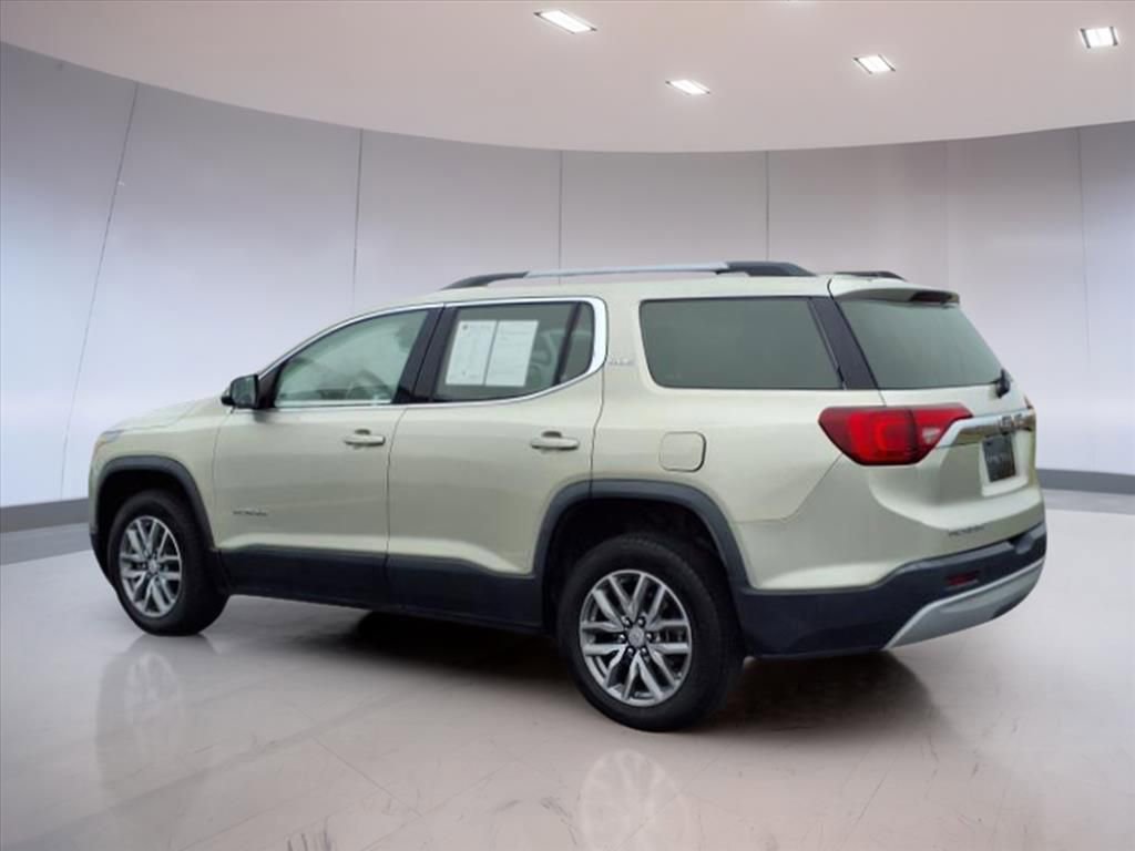 2017 Gmc Acadia SLE photo 3