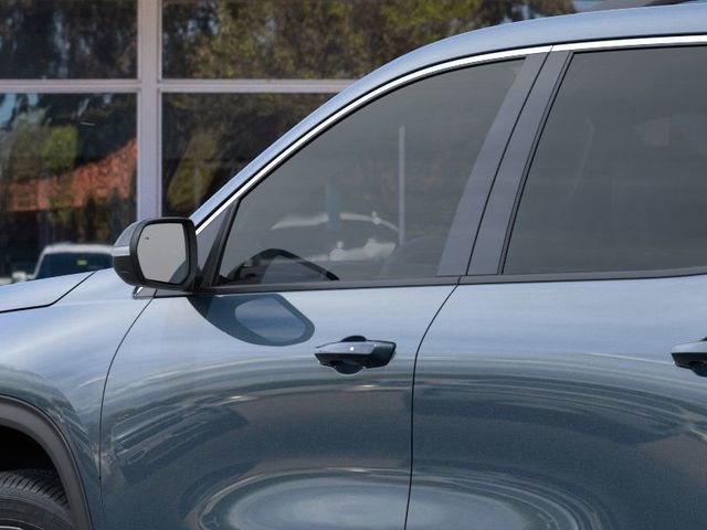 2026 Chevrolet Traverse photo 9