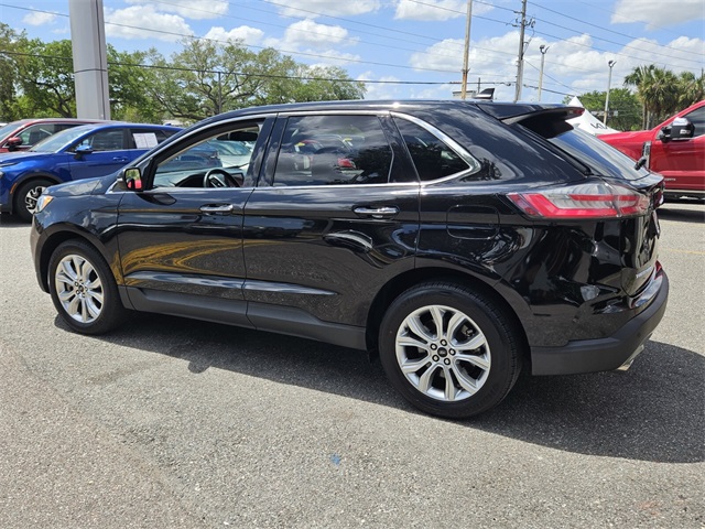 2024 Ford Edge Titanium photo 4
