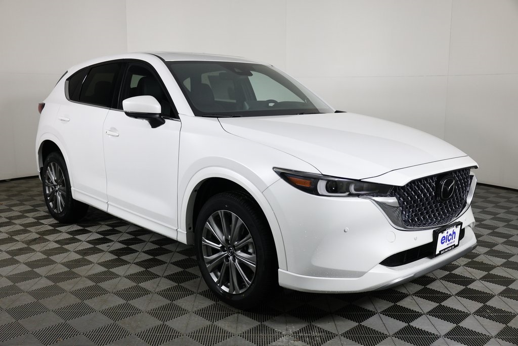 2025 Mazda CX-5 Turbo Signature's photo