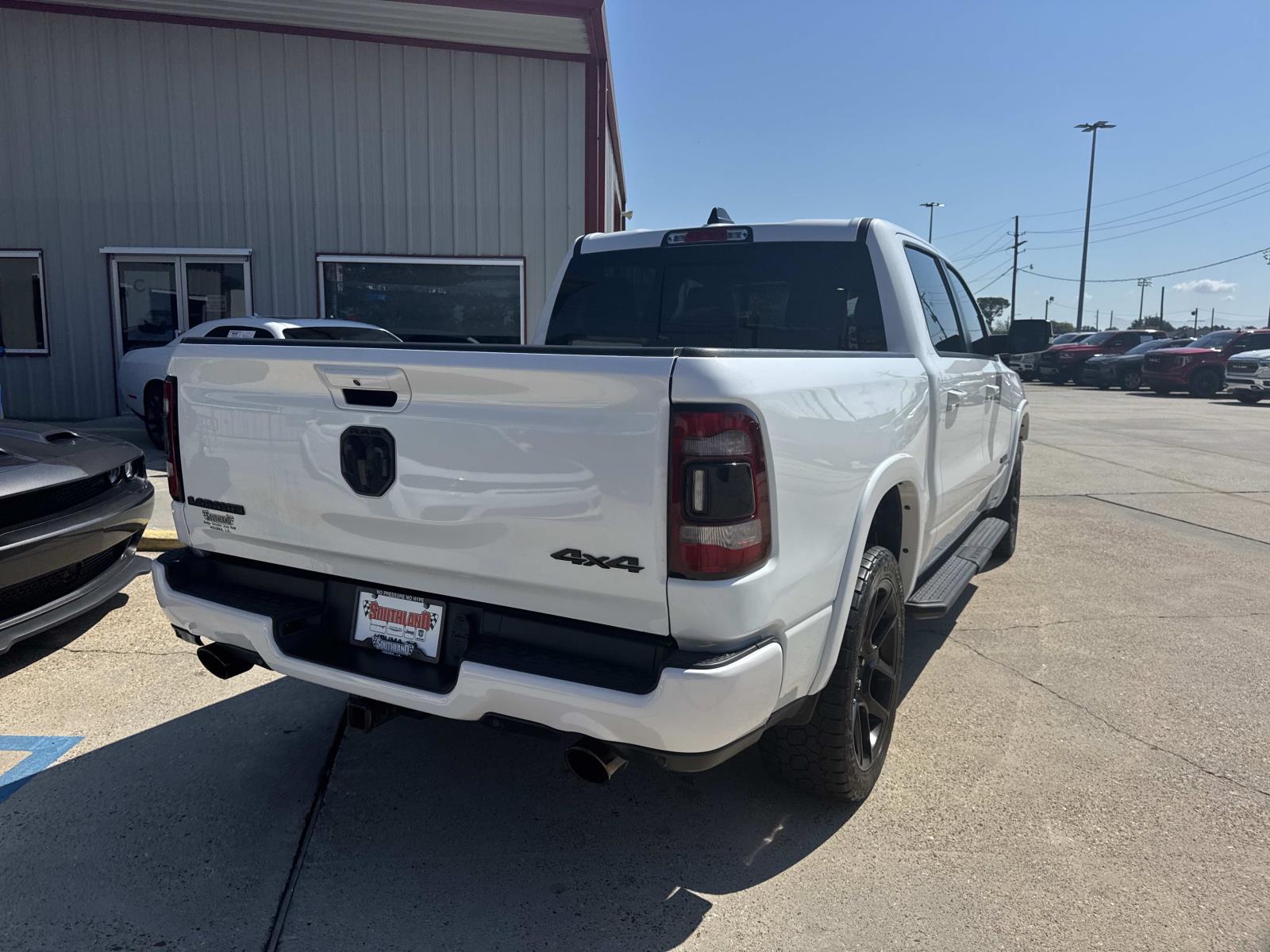 2022 Ram 1500 Laramie photo 6