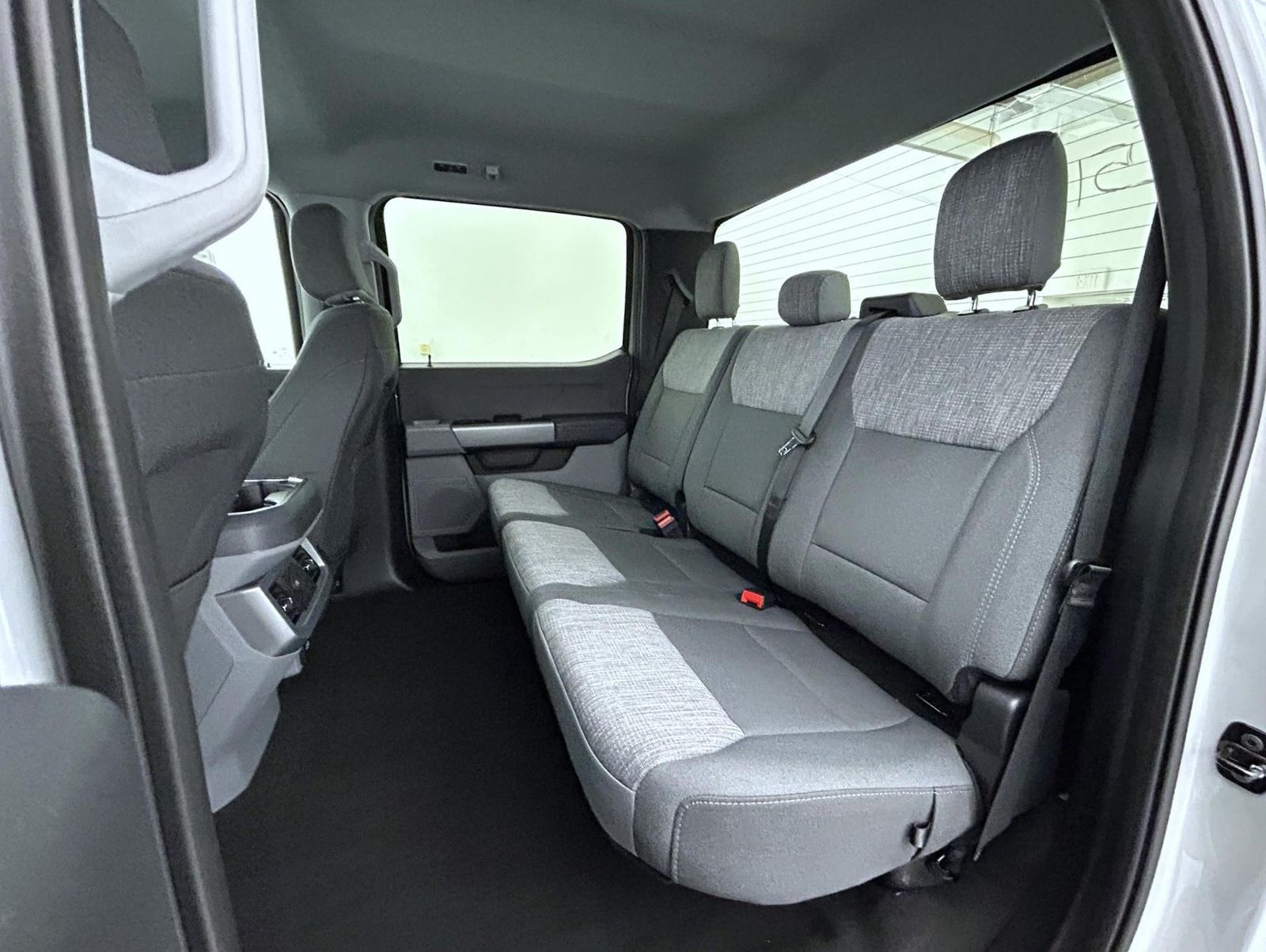 2025 Ford F-250 XLT photo 18