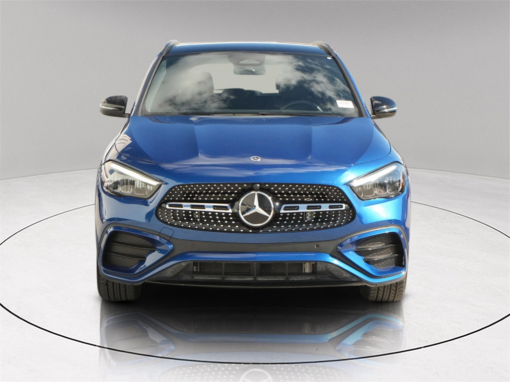 2025 Mercedes Benz GLA 250 photo 2