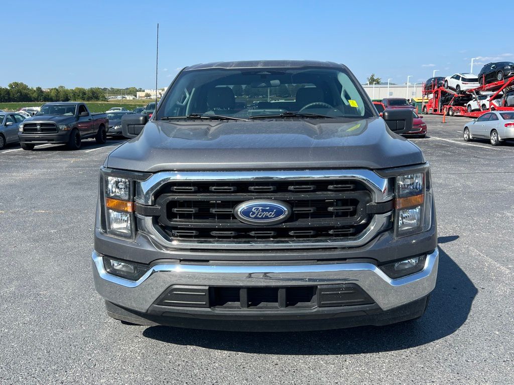 2023 Ford F-150 XLT photo 8