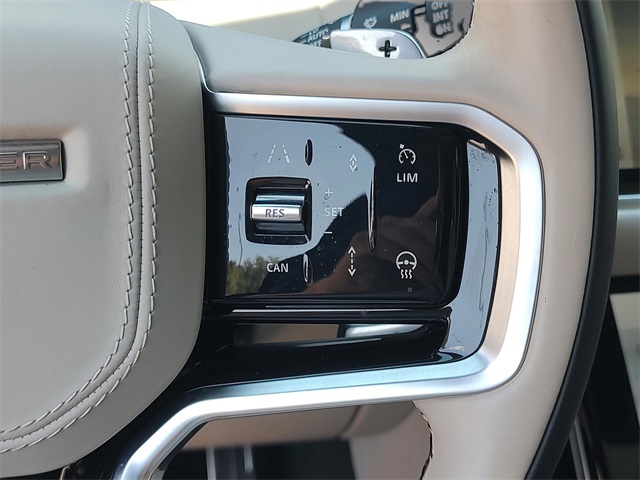 2023 Land Rover Range Rover Velar P400 HST photo 17