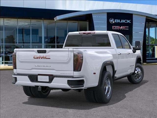 2026 Gmc Sierra 3500 HD Denali Ultimate photo 3