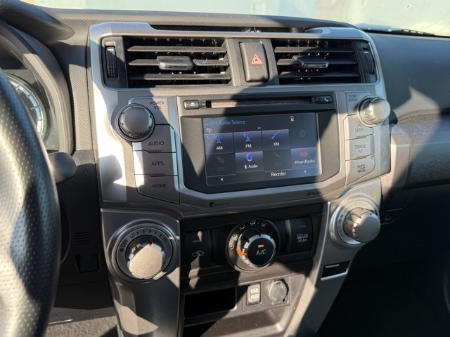 2016 Toyota 4Runner SR5 Premium photo 18