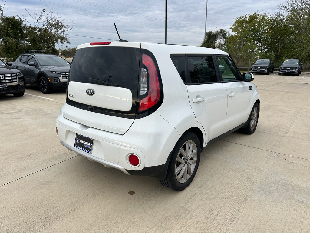 2018 Kia Soul Plus photo 3