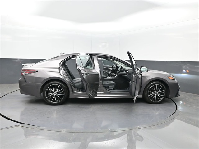 2024 Toyota Camry SE photo 30