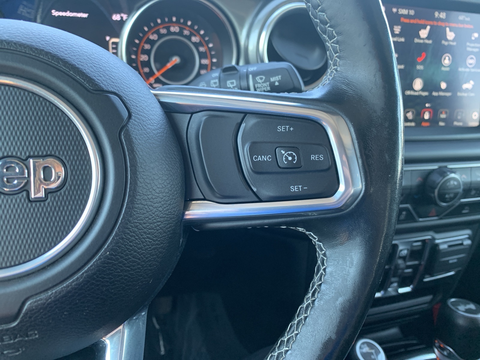 2021 Jeep Wrangler Unlimited Sahara photo 14