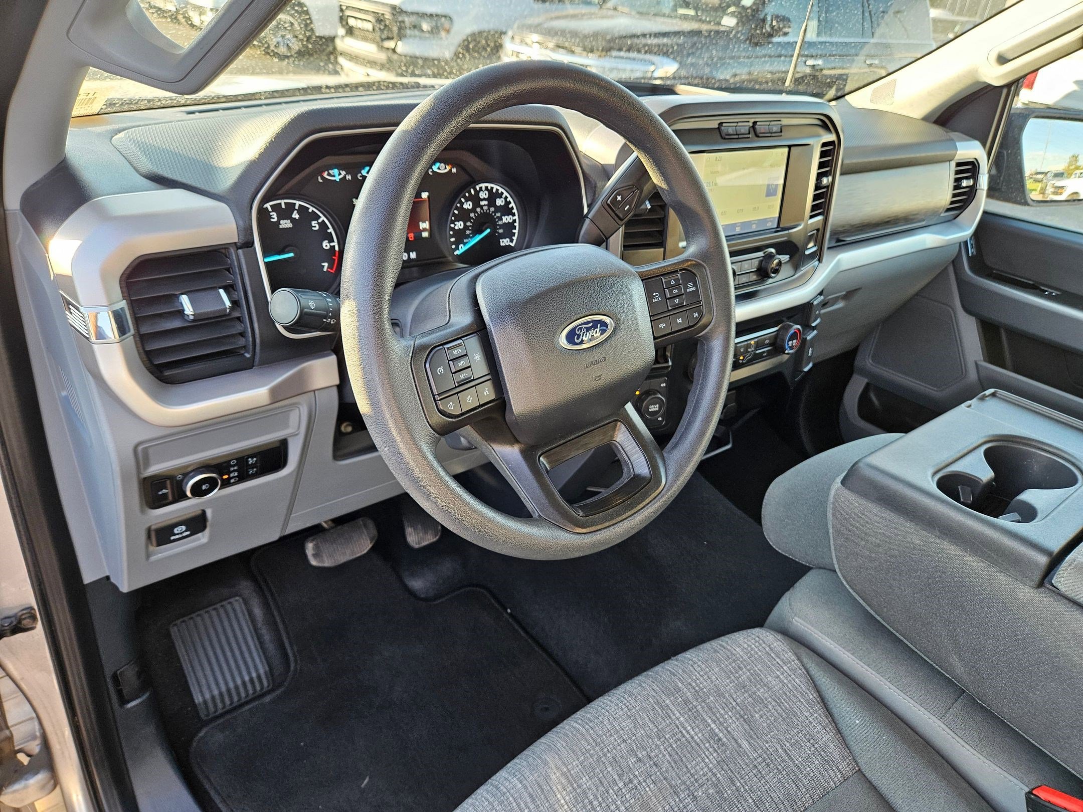 2023 Ford F-150 XLT photo 10