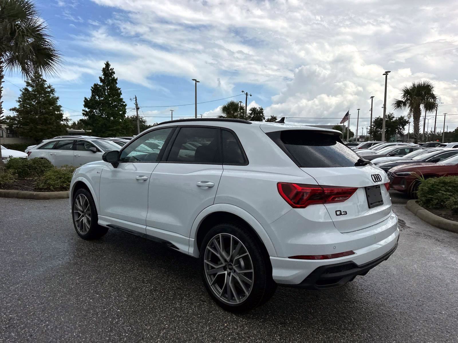2025 Audi Q3 Premium Plus S line photo 4