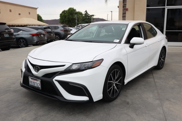 2023 Toyota Camry SE photo 7