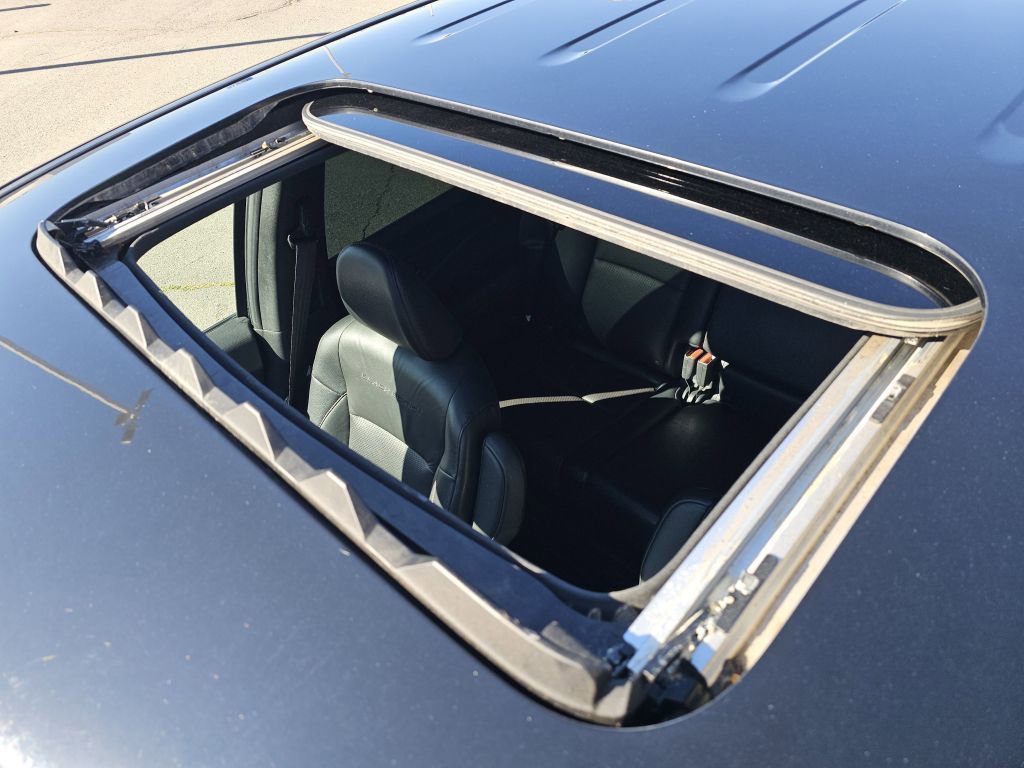 2017 Honda Ridgeline Black Edition photo 4