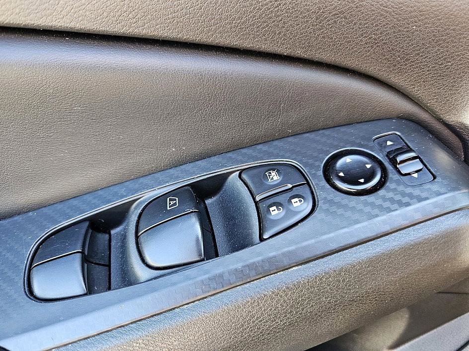 2024 Nissan Altima 2.5 SV photo 28