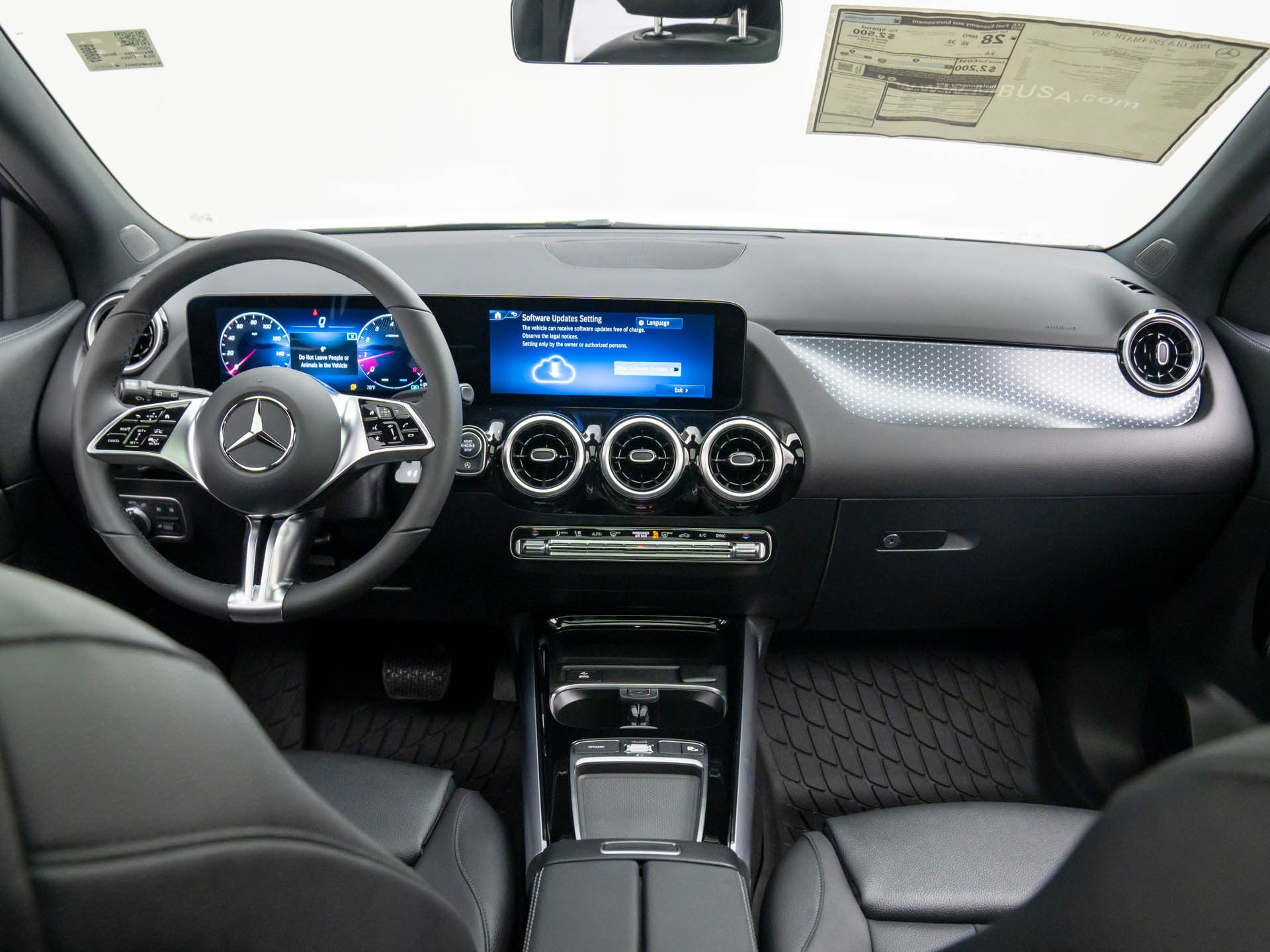 2026 Mercedes Benz GLA 250 4MATIC photo 9