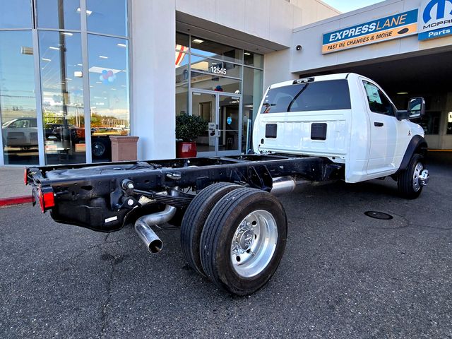 2026 Ram 5500 Tradesman photo 4