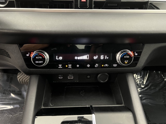 2024 Mitsubishi Outlander SE Ralliart photo 24