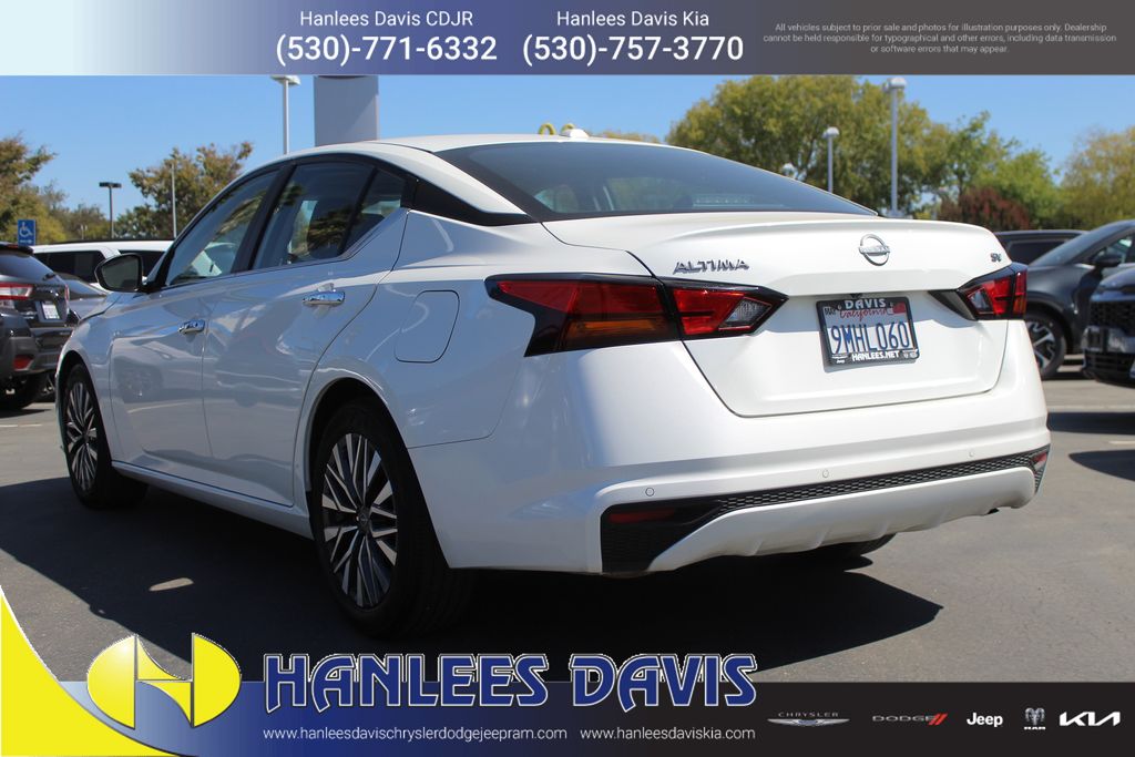 2024 Nissan Altima 2.5 SV photo 8