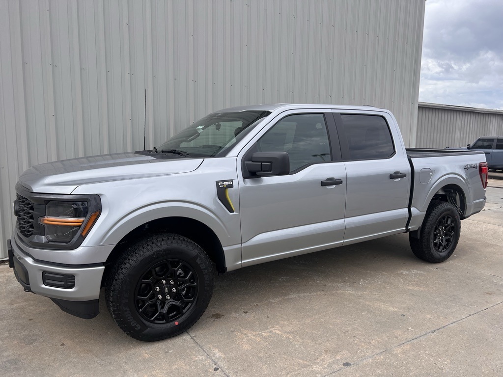 2025 Ford F-150 STX photo 4