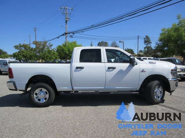 2025 Ram 2500 Tradesman photo 2