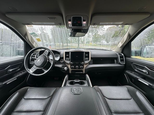 2022 Ram 1500 Laramie photo 2