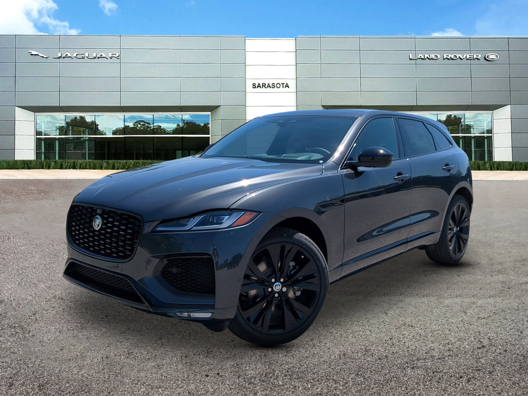 2026 Jaguar F-Pace R-Dynamic S's photo