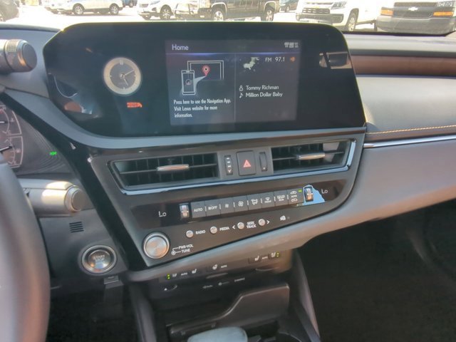 2022 Lexus ES 350 photo 5
