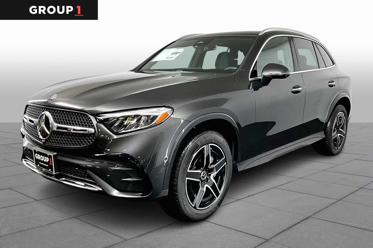 2026 Mercedes-Benz GLC Base's photo