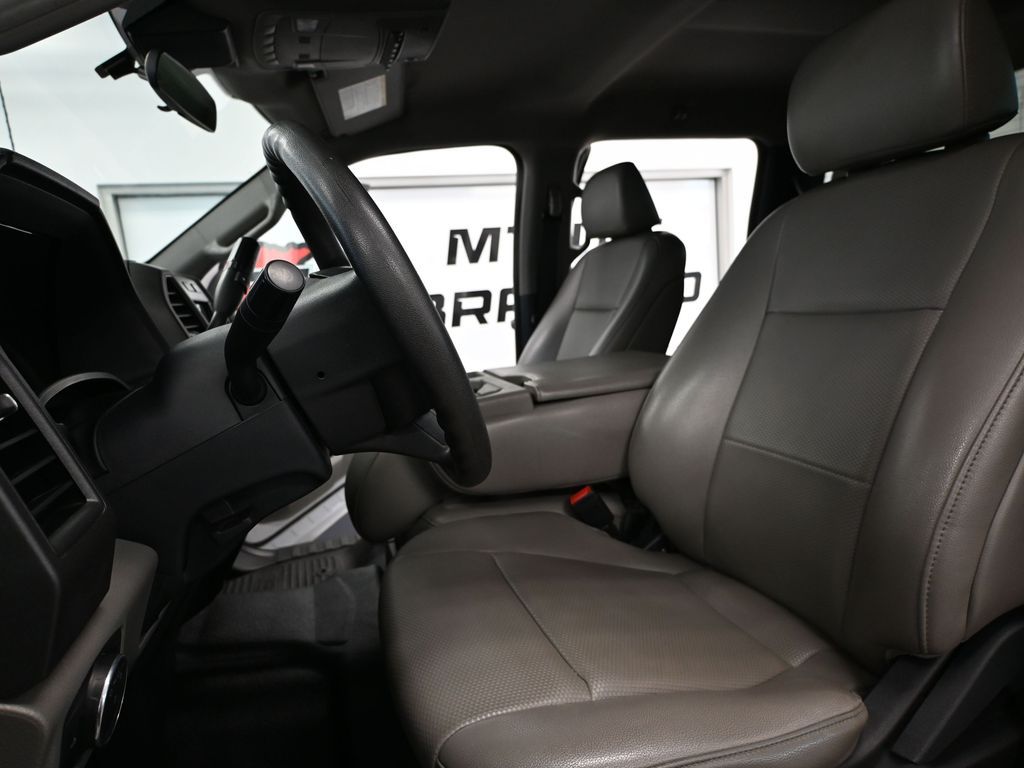2022 Ford F-250 photo 17