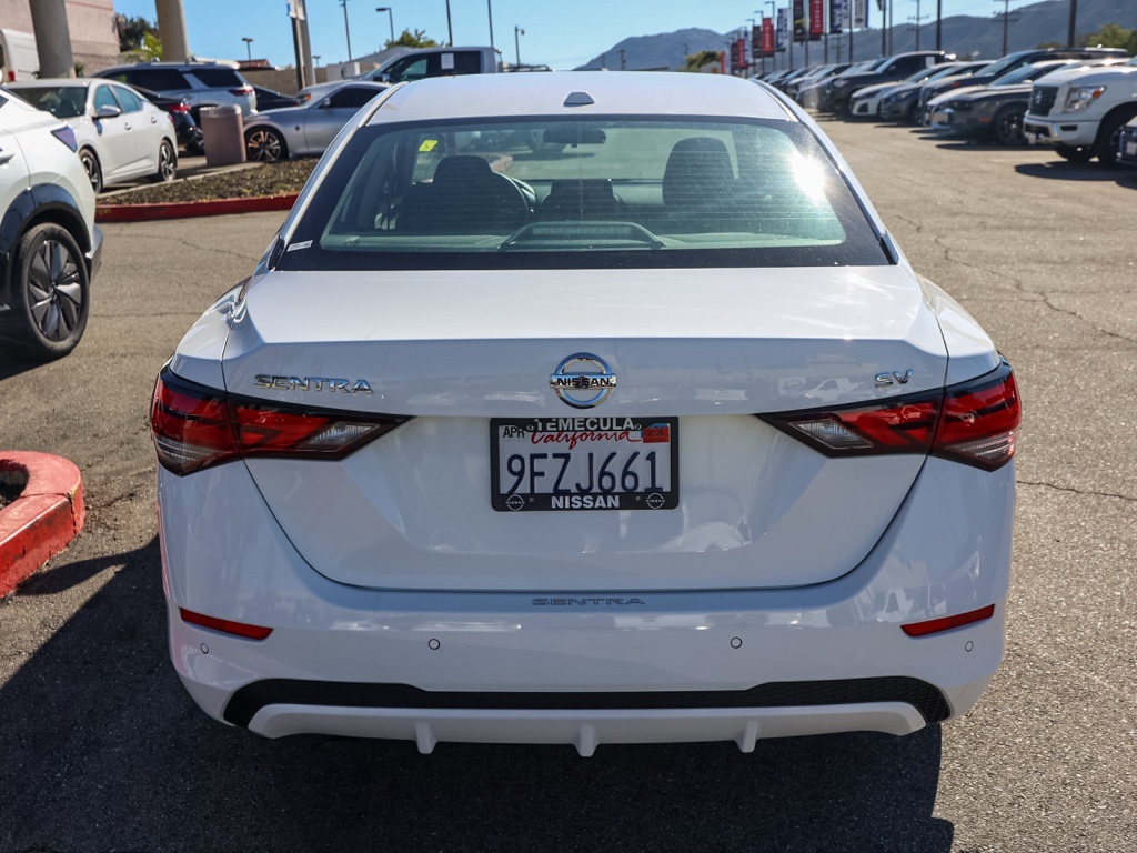 2023 Nissan Sentra SV photo 4